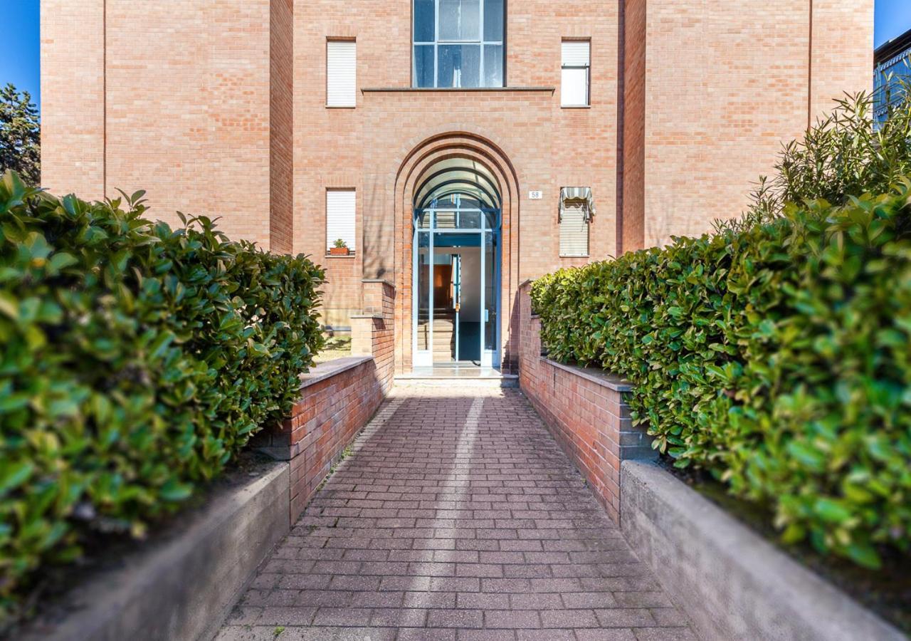 Garden House - Con Terrazzo Apartment Grugliasco Exterior photo